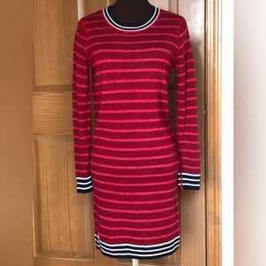 LACOSTE sz 34 (bust) merino dress Gorgeous and look’s brand new Extra fine wool